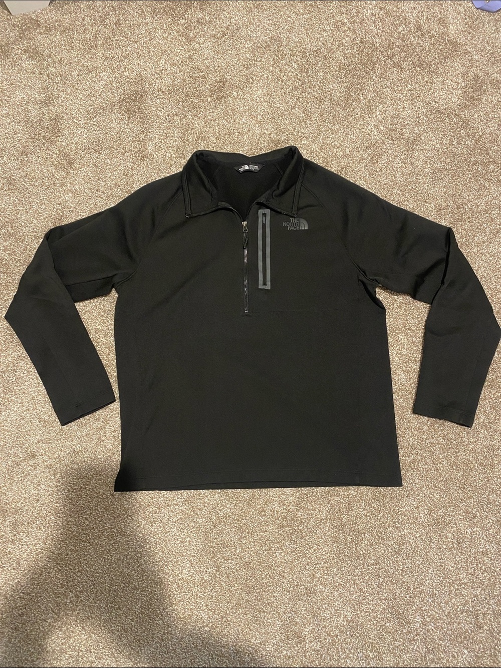 The North Face mens Black Half-Zip Performance Pullover size XL